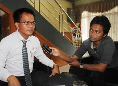 Dede Ismail saat dikonfirmasi terkait tudingan sebagai penghianat.